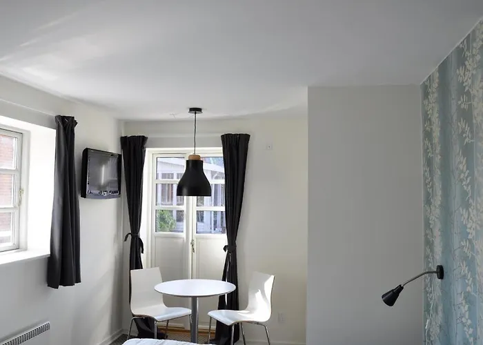 Alojamento de Acomodação e Pequeno-almoço Lundsgaard Fåborg
